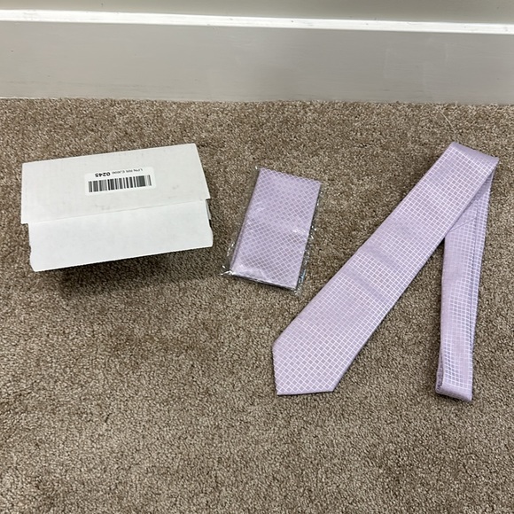 BNWT Lavender Tie - Picture 5 of 6